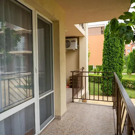 Apartament Fort * Słoneczny Brzeg